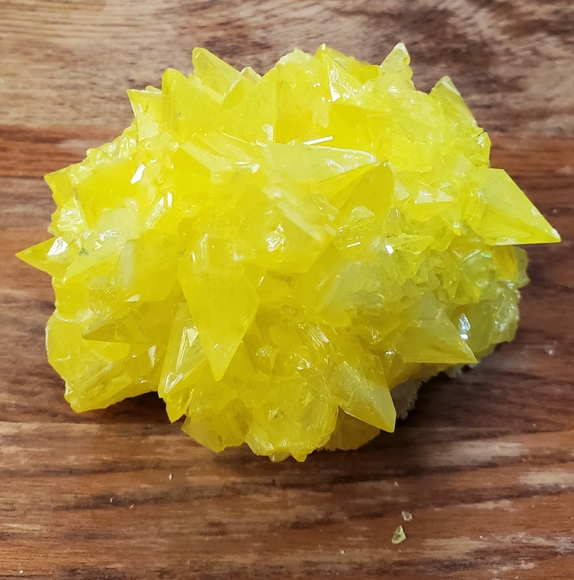 Sulfur Crystals on Matrix 0.61 lbs - Picture 16 of 17